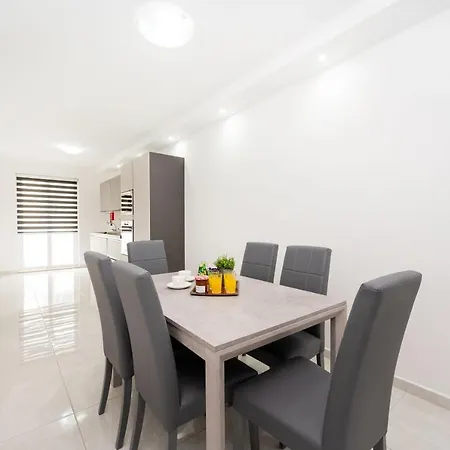 Vela Blu - Rose Court Lägenhet Gzira