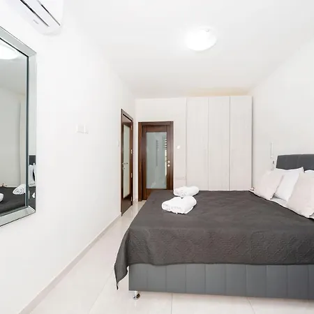 Vela Blu - Rose Court Апартаменты Gzira