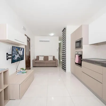 Vela Blu - Rose Court * Gżira