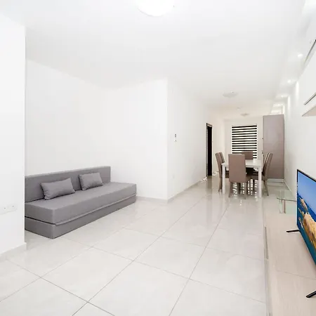 Vela Blu - Rose Court Gżira