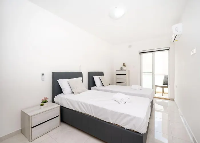 Vela Blu - Rose Court Apartman