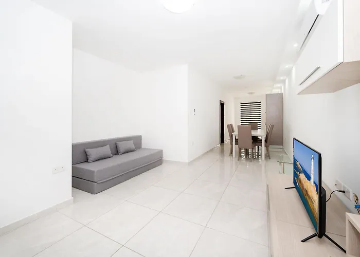 Vela Blu - Rose Court Gżira