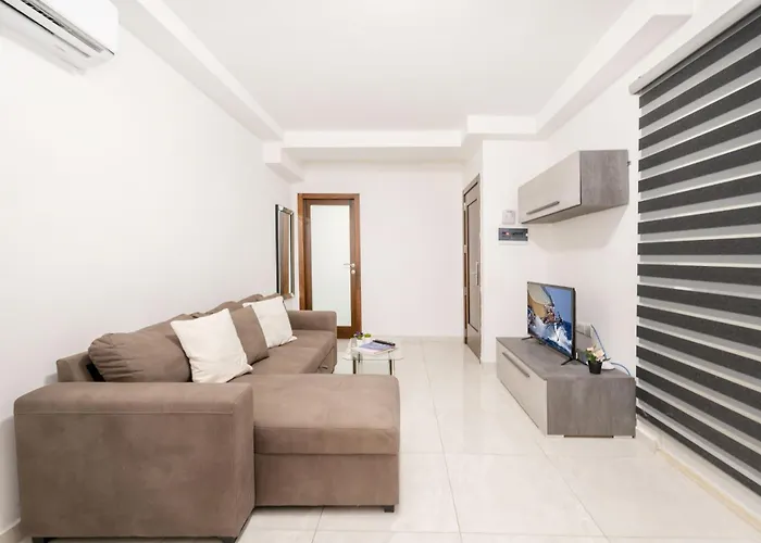 Vela Blu - Rose Court * Gżira